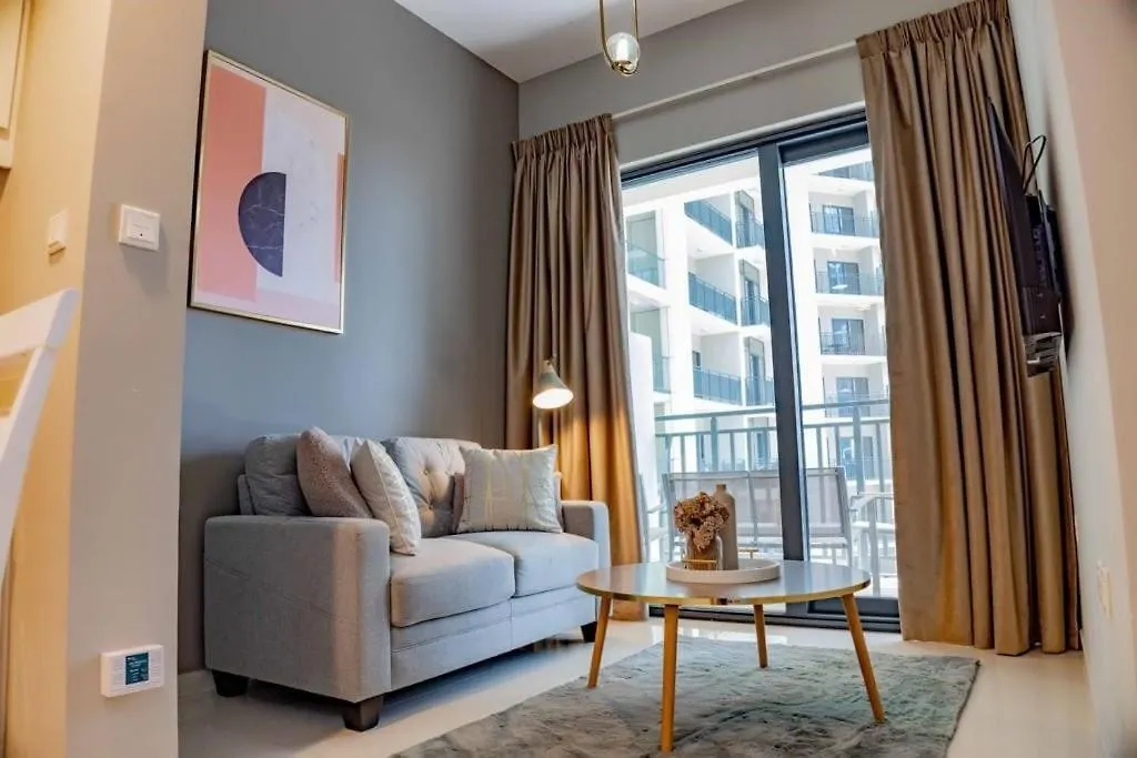 New 1Br Close To Burj Khalifa Dubai